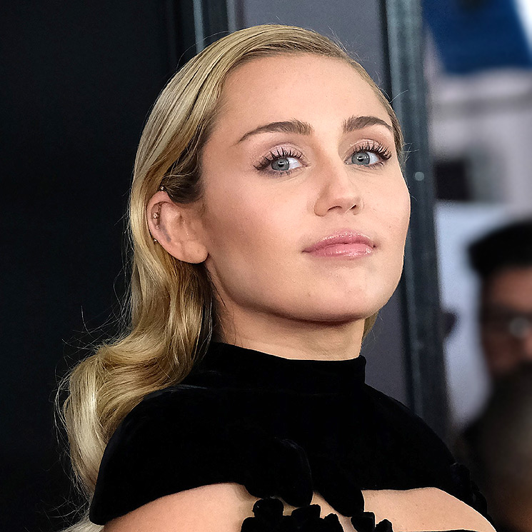 Miley Cyrus y su cómica respuesta a los rumores de embarazo