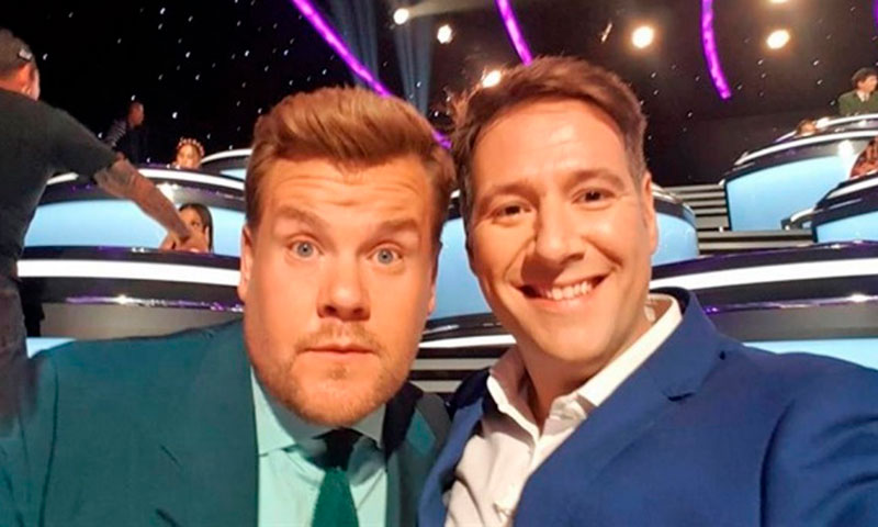 James Corden y Carlos Latre