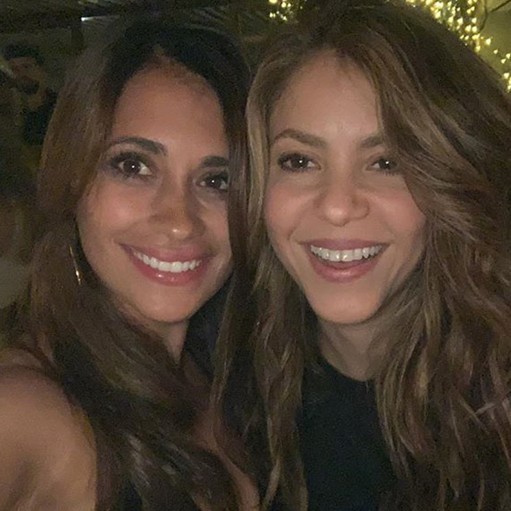 ¡Campeones! Shakira y Antonela Roccuzzo celebran con sus pequeños el título azulgrana