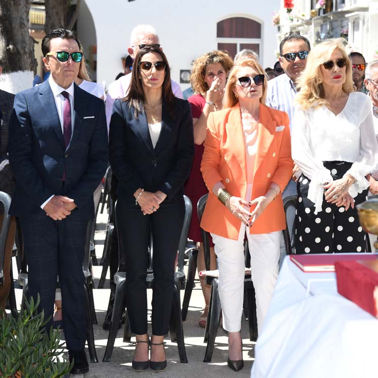 La familia de Rocío Jurado la recuerda en el 13º aniversario de su muerte