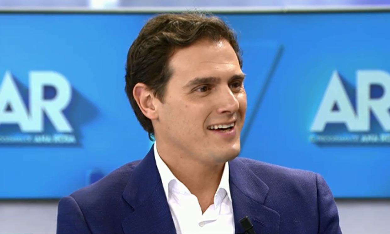 Malú y Albert Rivera en AR