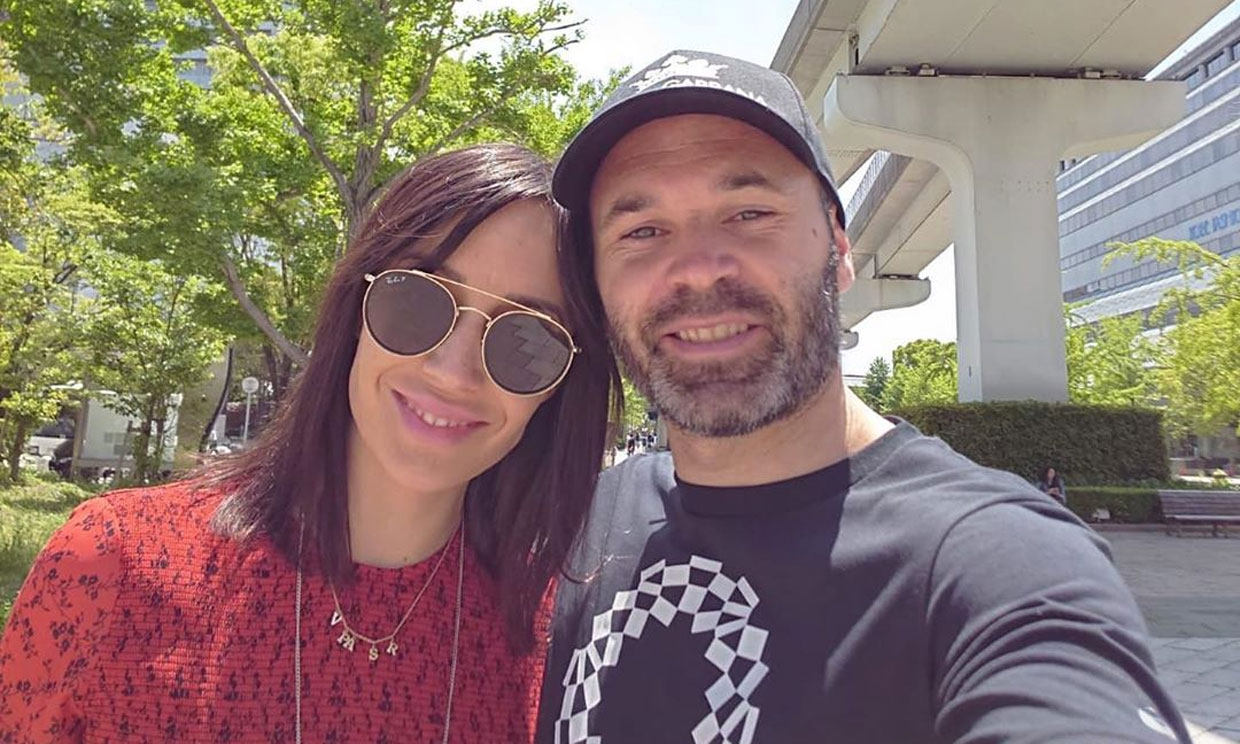 Andrés Iniesta y Anna Ortiz