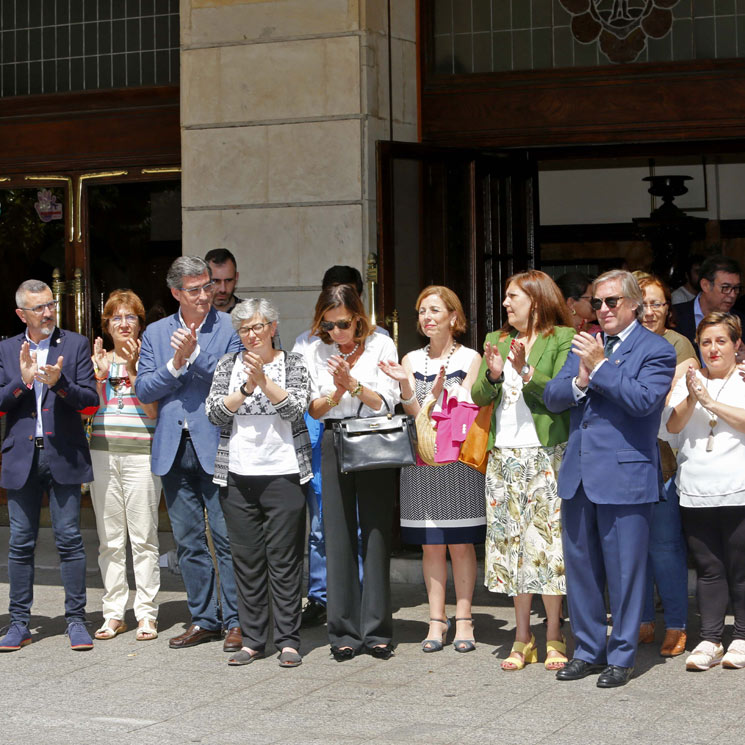 Gijón, tierra natal de Arturo Fernández, se vuelca en el último adiós al actor