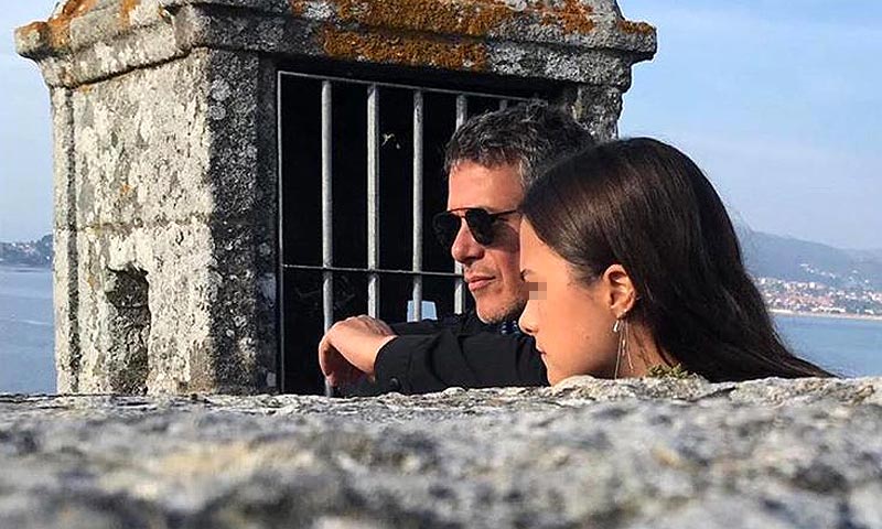 Alejandro Sanz, acompañado de su hija Manuela en la última parada de su gira