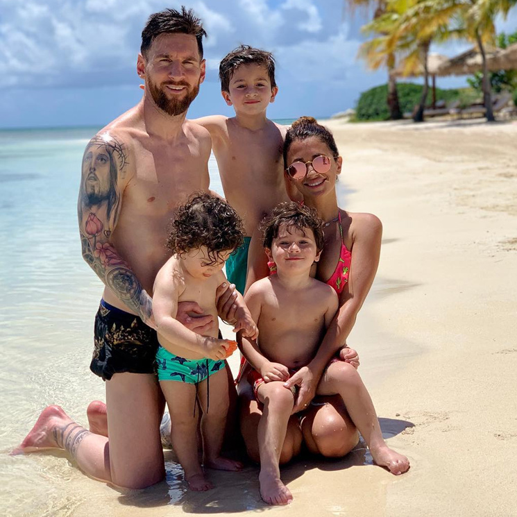 Leo Messi y Antonela Roccuzzo disfrutan del paraíso con sus hijos