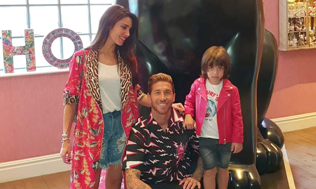 Pilar Rubio y Sergio Ramos, viaje exprés a Londres con su hijo mayor