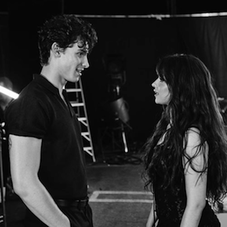 Shawn Mendes y Camila Cabello derrochan complicidad en los ensayos de 'Señorita'