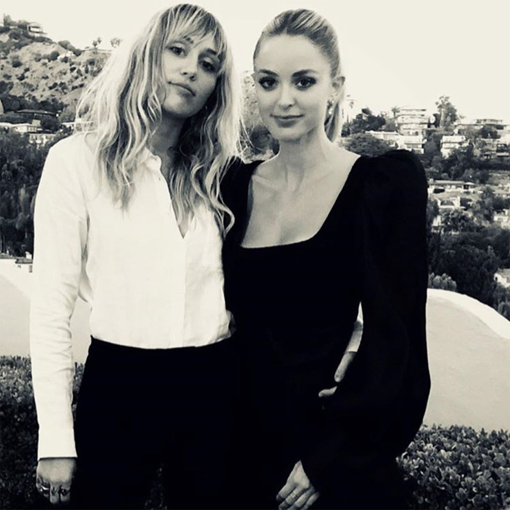 Miley Cyrus, protagonista del cumpleaños de Kaitlynn Carter