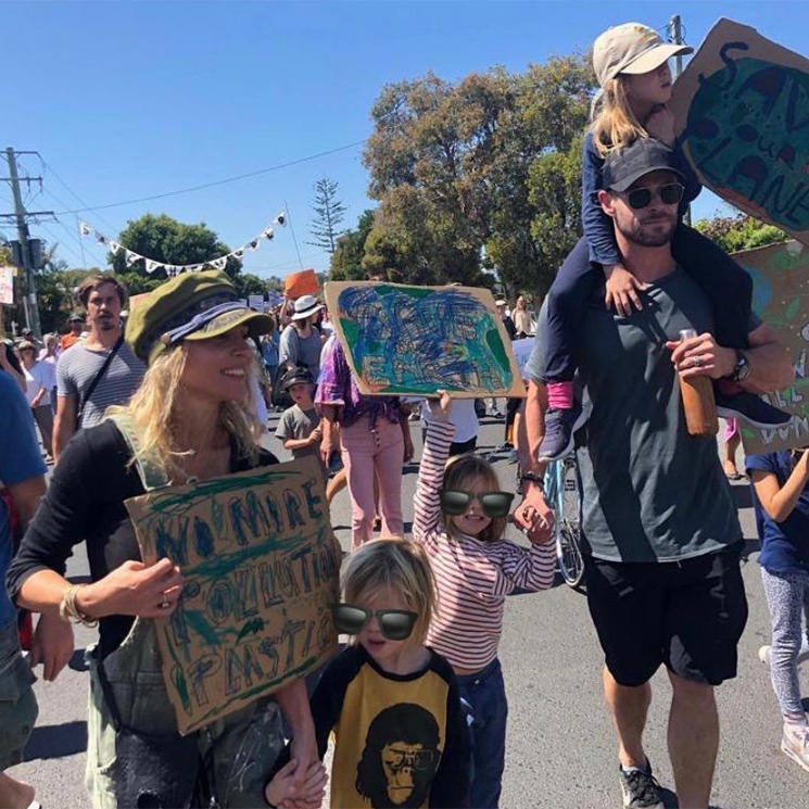 Elsa Pataky y Chris Hemsworth se van de manifestación... ¡con sus hijos!