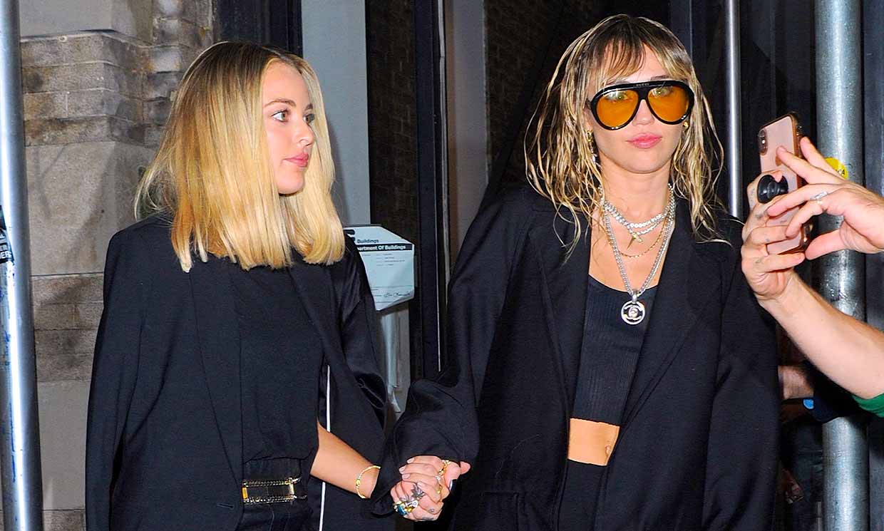 Miley Cyrus y Kaitlynn Carter han roto, aunque 'siguen siendo amigas'