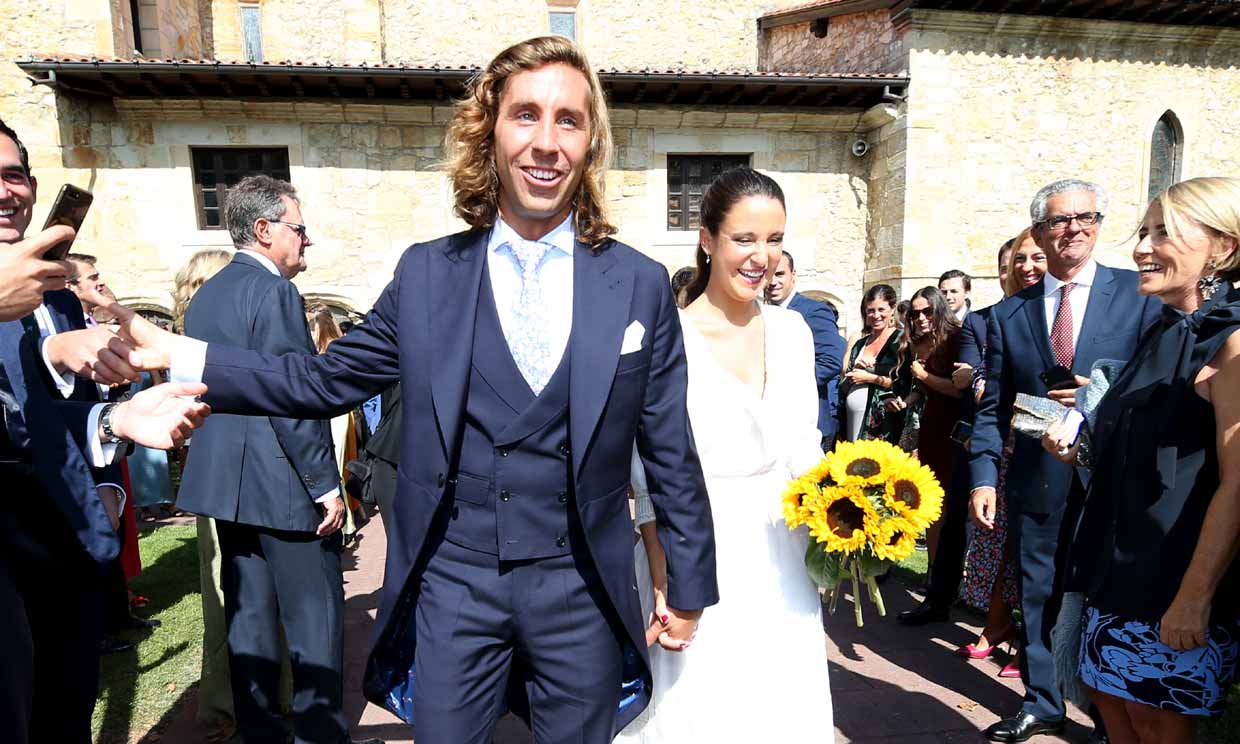 María Pombo, emocionada y al borde de las lágrimas en la boda de su hermana Marta