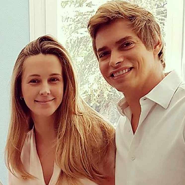 Álisse, la hija de Carlos Baute y Astrid klisans, cumple dos meses y la familia se vuelca con la pequeña