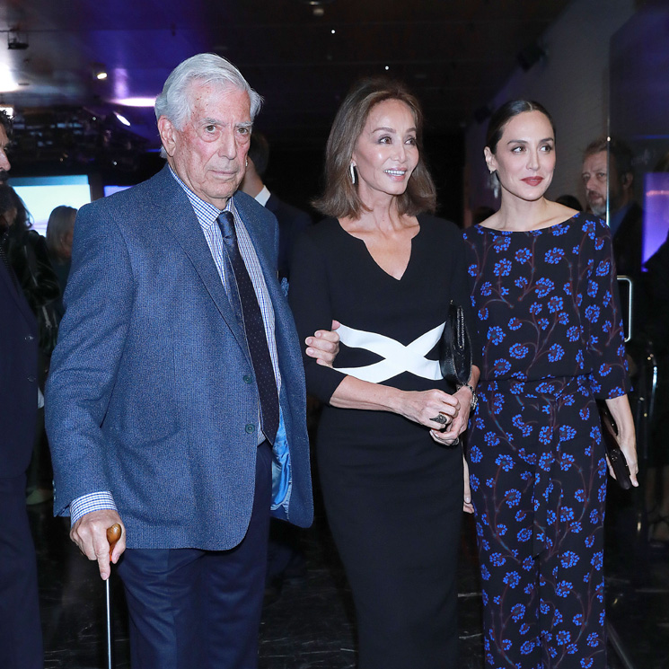 Mario Vargas Llosa presenta su nuevo libro arropado por Isabel Preysler, Tamara Falcó y su hija Morgana