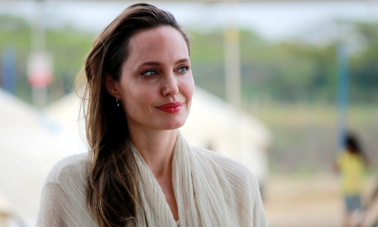 Primeras Imágenes De Angelina Jolie En El Rodaje De Su Segunda Película Como Directora 