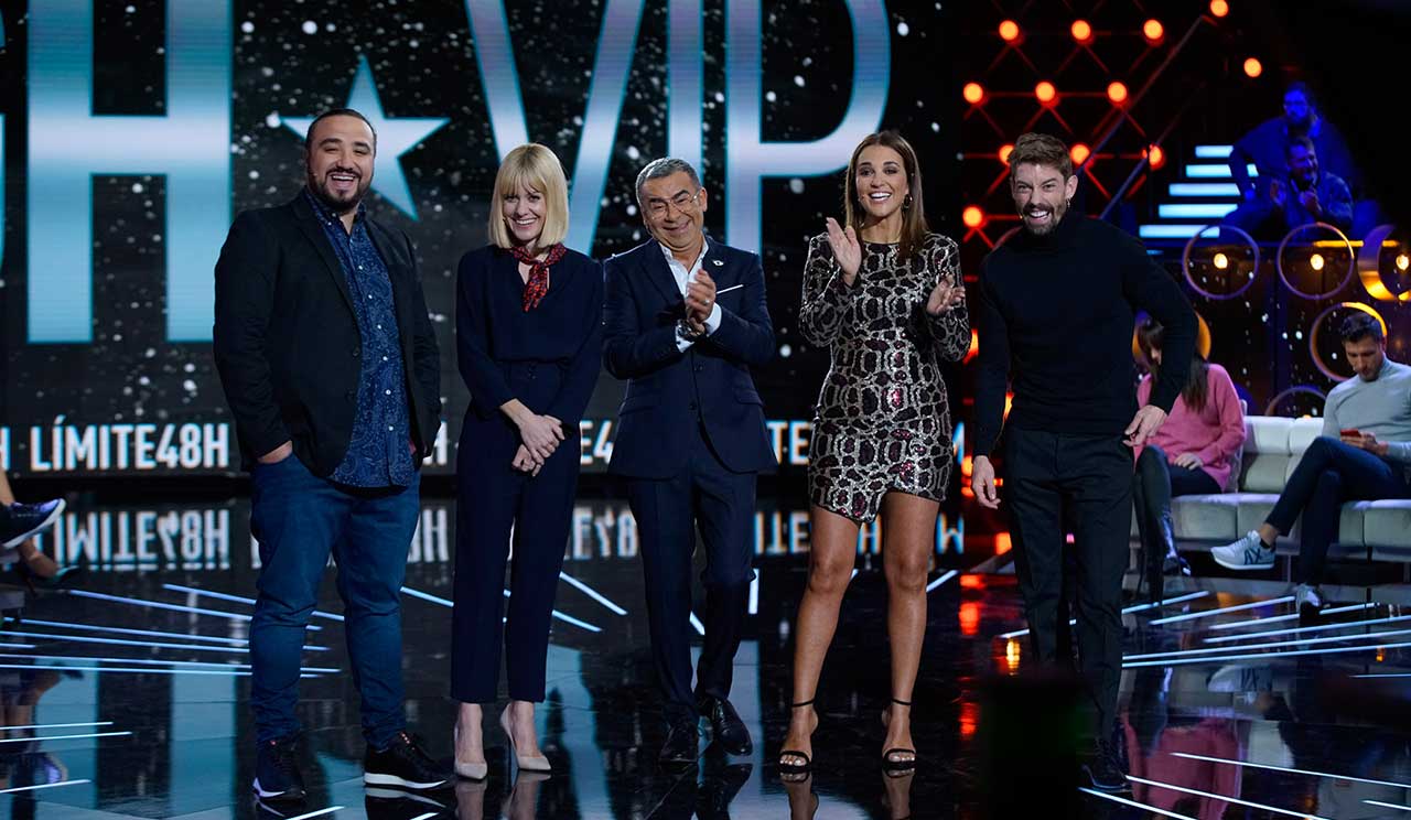 Paula Echevarría y el resto de actores de 'Si yo fuera rico' en el plató de GHVIP