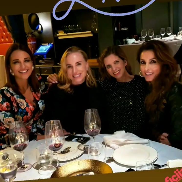 ¿Qué hacen juntas Paula Echevarría, Paloma Cuevas, Margarita Vargas y Linda Scaperotto?