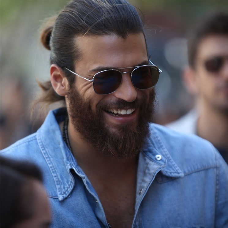 La inminente visita de Can Yaman a España revoluciona a las fans del actor turco