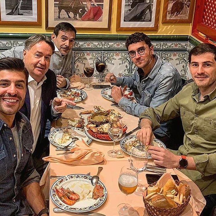 El divertido mensaje de Paula Echevarría a Iker Casillas, que se fue de cena con Miguel Torres