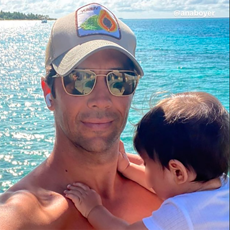 Fernando Verdasco celebra los ochos meses de su bebé con una foto en el paraíso