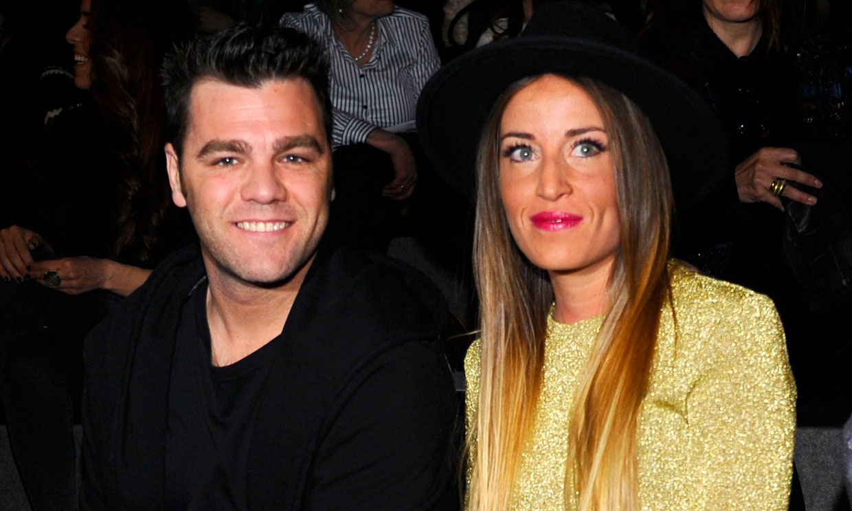  Fonsi Nieto y Marta Castro celebran juntos una divertida 'Pre-Party' por el 41 cumpleaños del expiloto