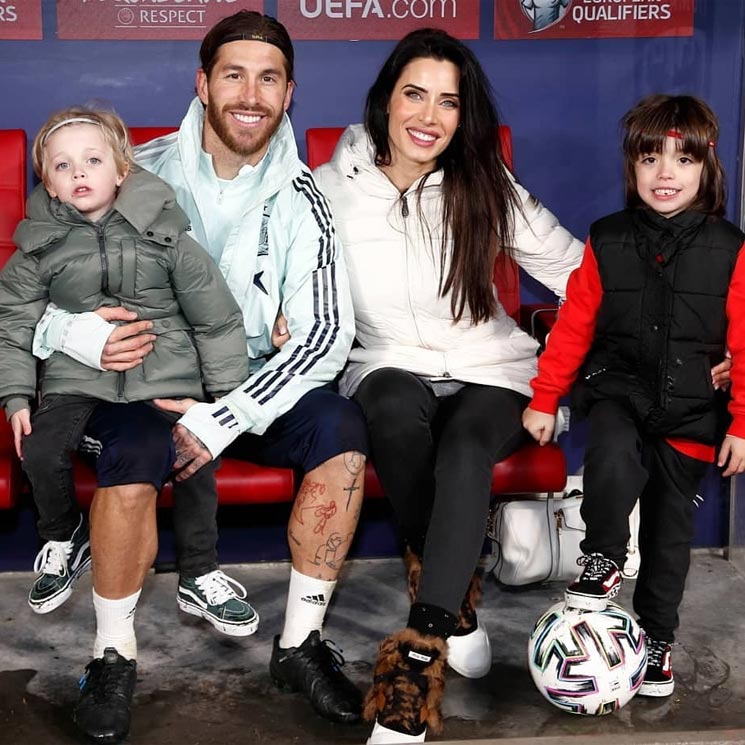 Sergio Ramos presenta, orgulloso, a su sucesor en el terreno de juego