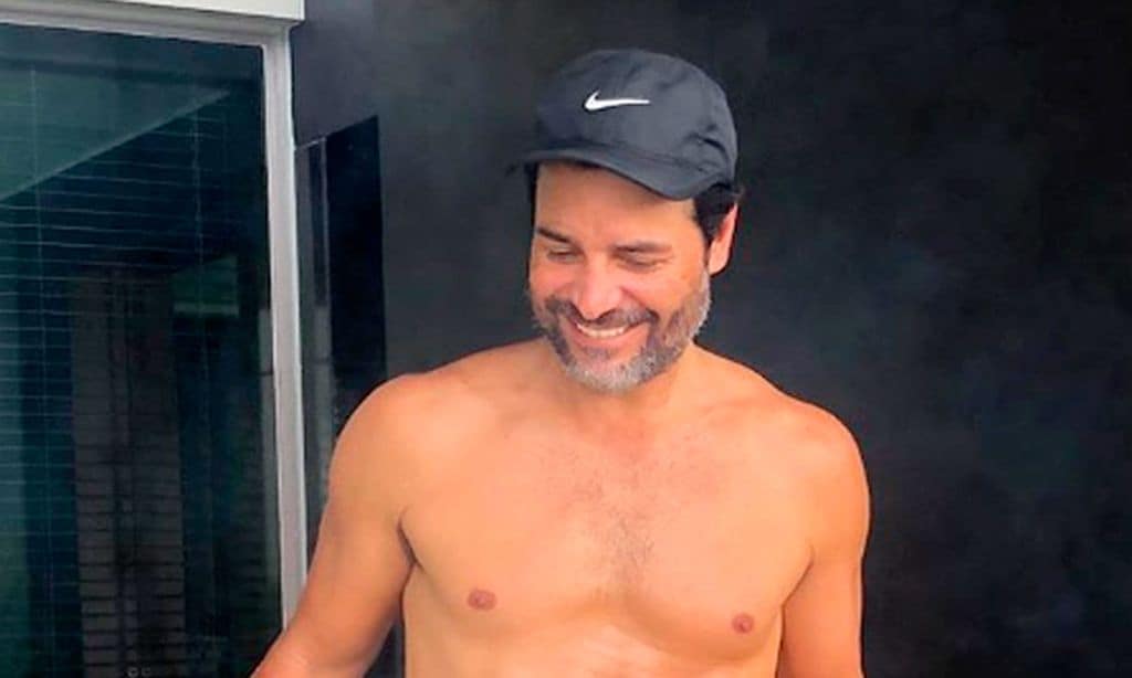 Chayanne Presume De Abdominales A Sus 51 Años