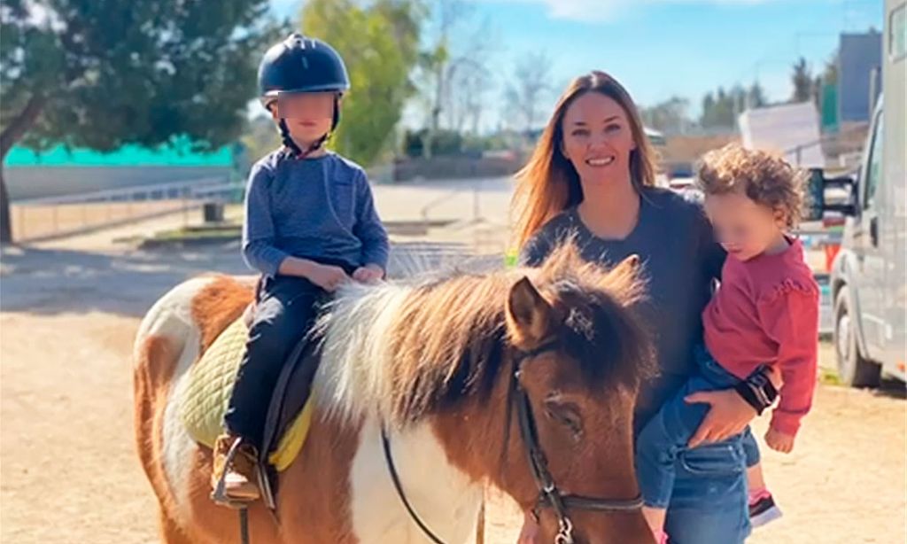 Helen Lindes, una amazona que vuelve a disfrutar de su gran pasión con sus hijos