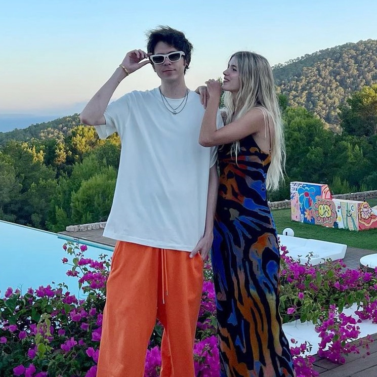 El Rubius Comparte Su Primera Foto Con Su Novia Así Es Irina Isasia Foto 1 0824