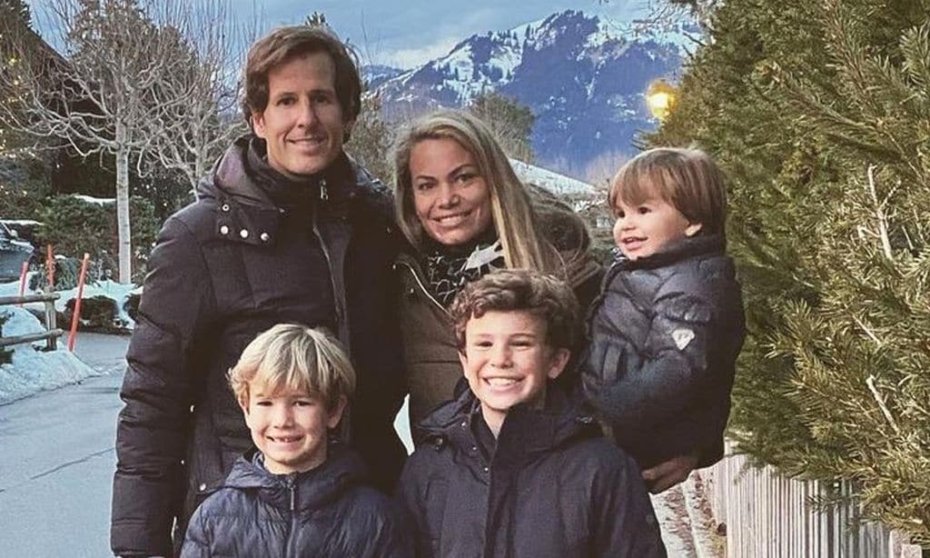 Las idílicas vacaciones de Carla Goyanes con su marido y sus niños en Gstaad