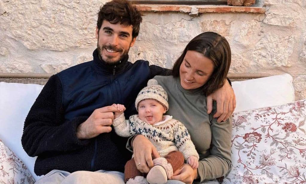 En su 31 cumpleaños, Marta Pombo recibe la felicitación más tierna de su pequeña Matilda de dos meses