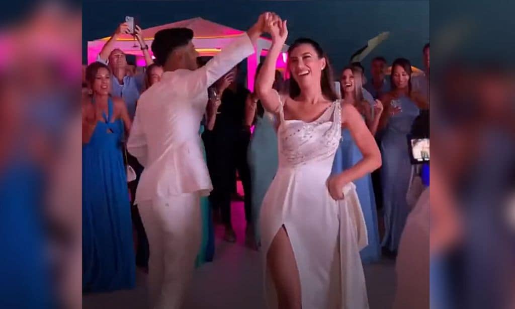 No te pierdas los divertidos bailes de Marco Asensio y Sandra Garal en su preboda, ¡vaya ritmo!