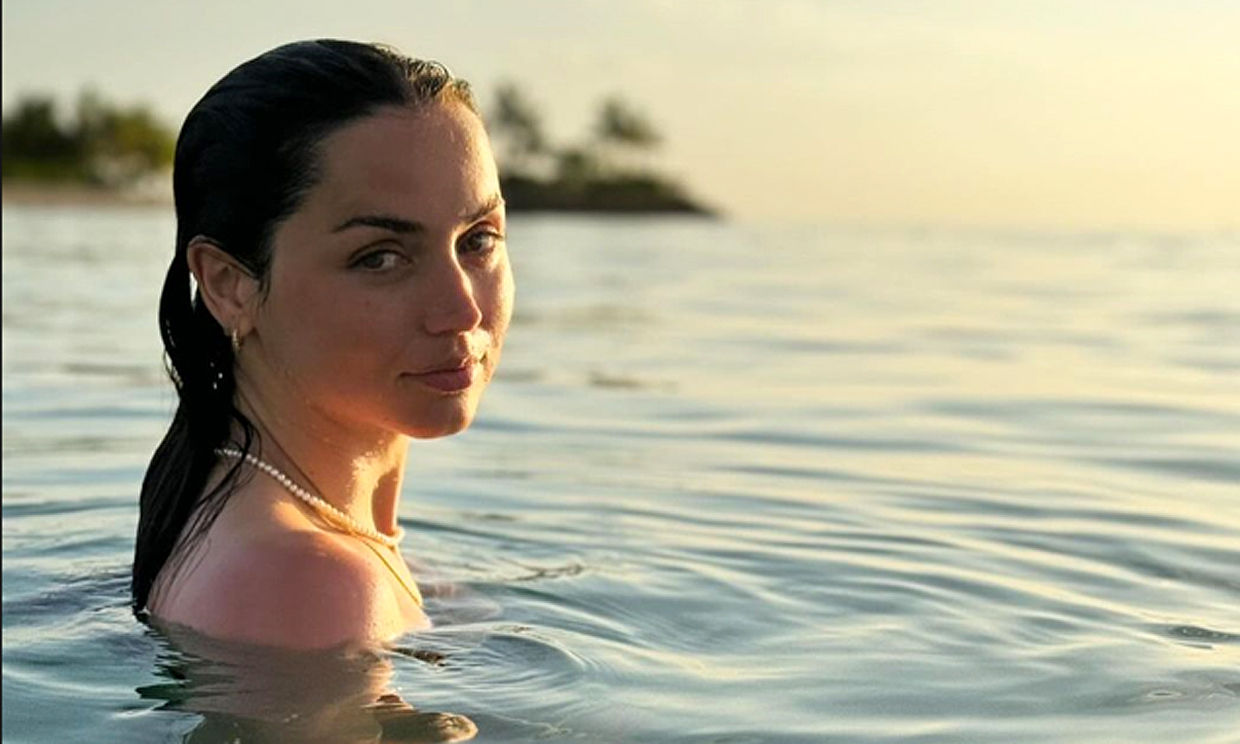 Ana de Armas, los Beckham, Elsa Pataky y otras 'celebs' que disfrutan de la Navidad en destinos paradisiacos