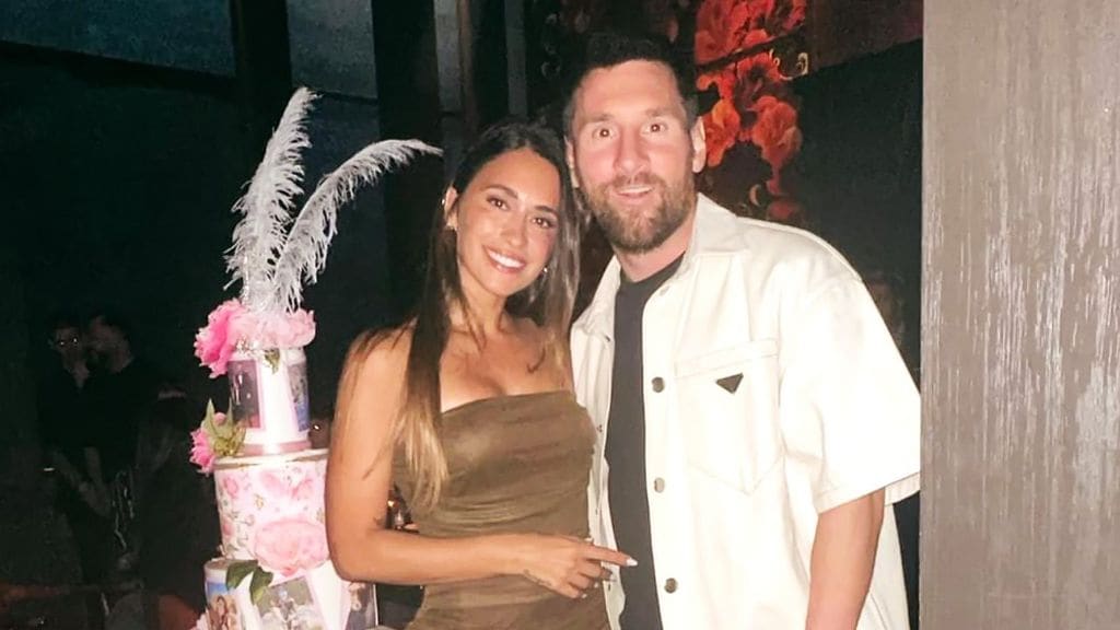 El fiestón de cumpleaños de Antonela Roccuzzo junto a Messi ¡y con Bizarrap pinchando!