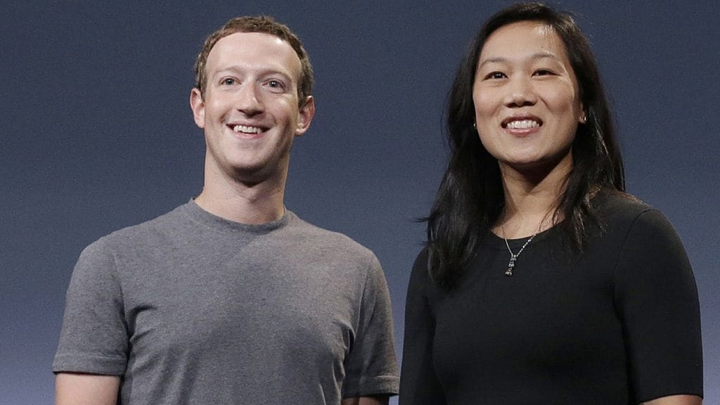 Mark Zuckerberg y su mujer, madre de sus tres hijas, están construyendo un macrocomplejo en Hawai