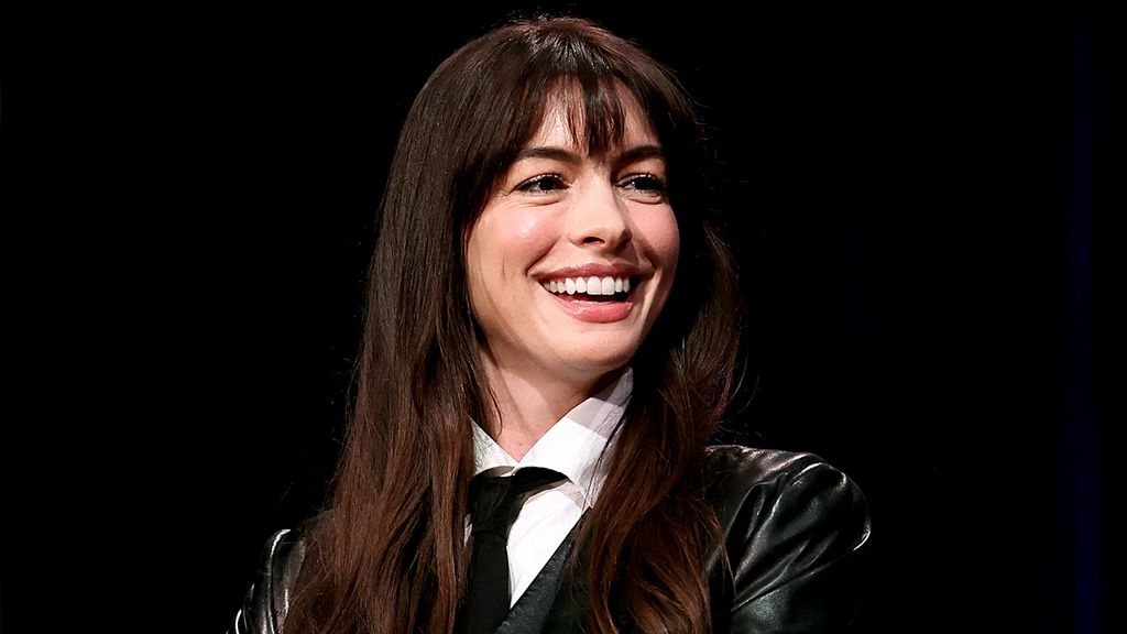 Anne Hathaway se ha confesado muy fan de Rosalía