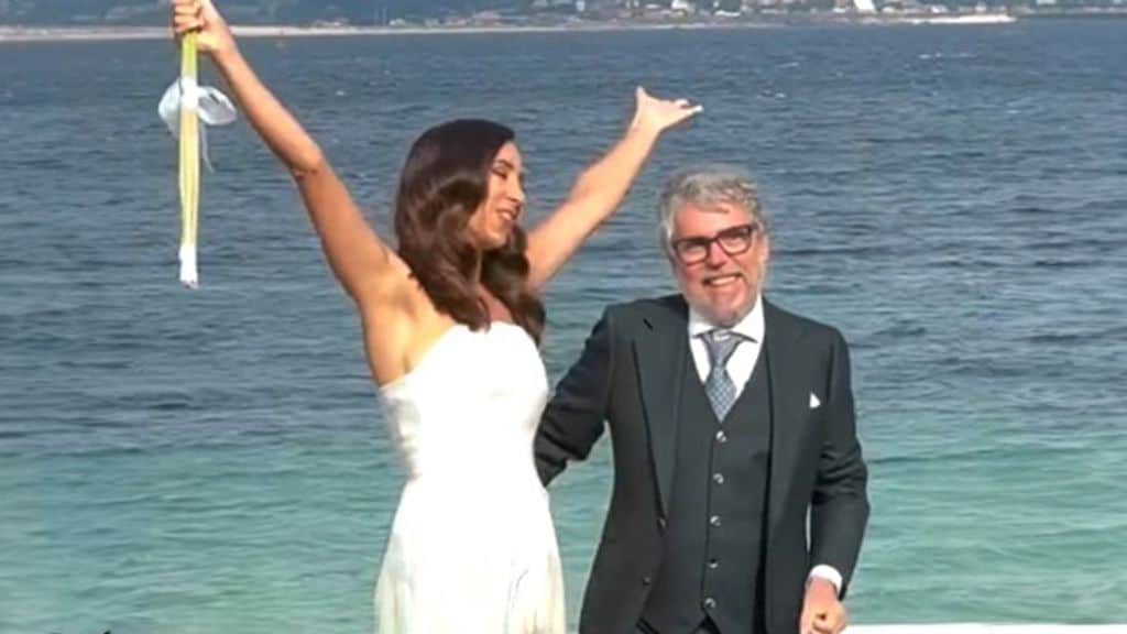 El cantante Iván Ferreiro y Noa García se dan el 'sí, quiero' en una romántica boda con invitados VIPs del mundo del espectáculo