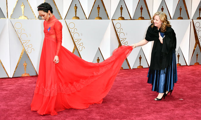Despliegue de 'glamour' en la alfombra roja de los Oscar