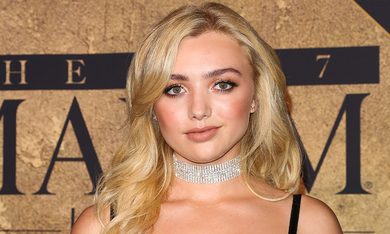 Anaranjados y marrones, los mejores tonos de maquillaje para chicas rubias  como Peyton List