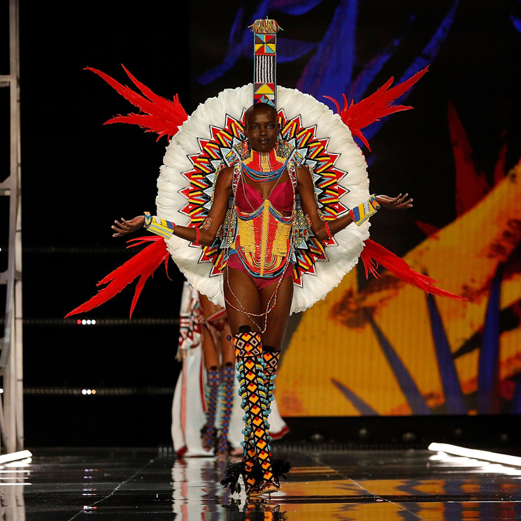 Naturalidad, la clave 'beauty' del desfile de Victoria's Secret