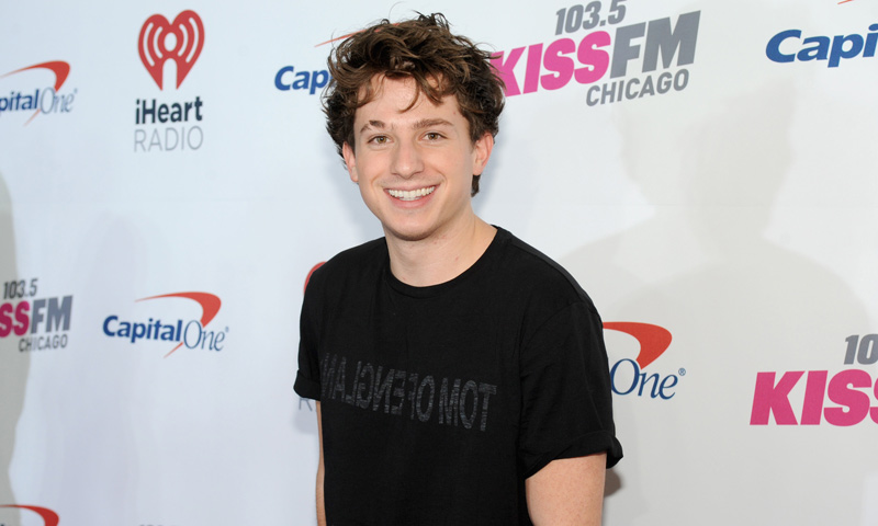 Cinco peinados para hombres inspirados en Charlie Puth y Cía