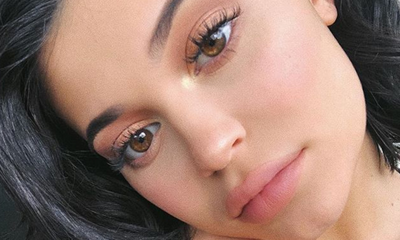 Maquillajes perfectos para BBC, por Kylie Jenner & Co