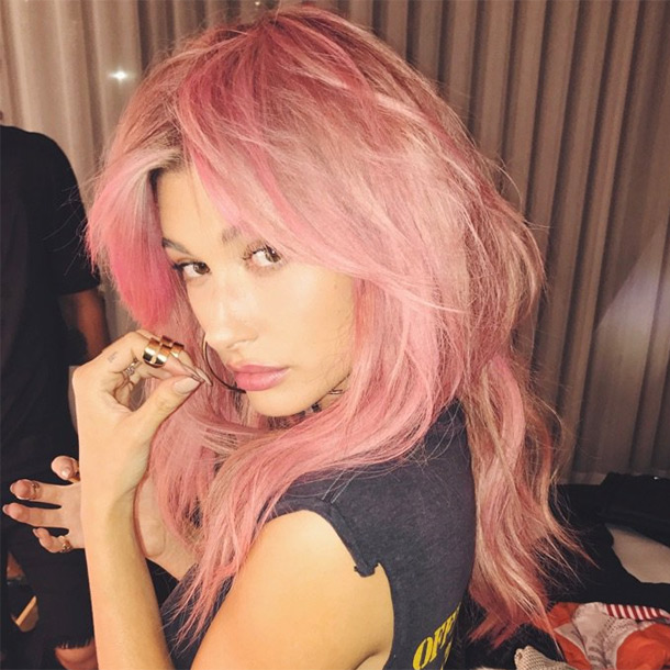 ¿Te animas a teñirte el pelo de rosa como Hailey Baldwin?
