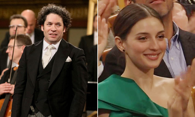 Gustavo Dudamel dirige el Concierto de Año Nuevo en Viena bajo la atenta mirada de su novia, María Valverde