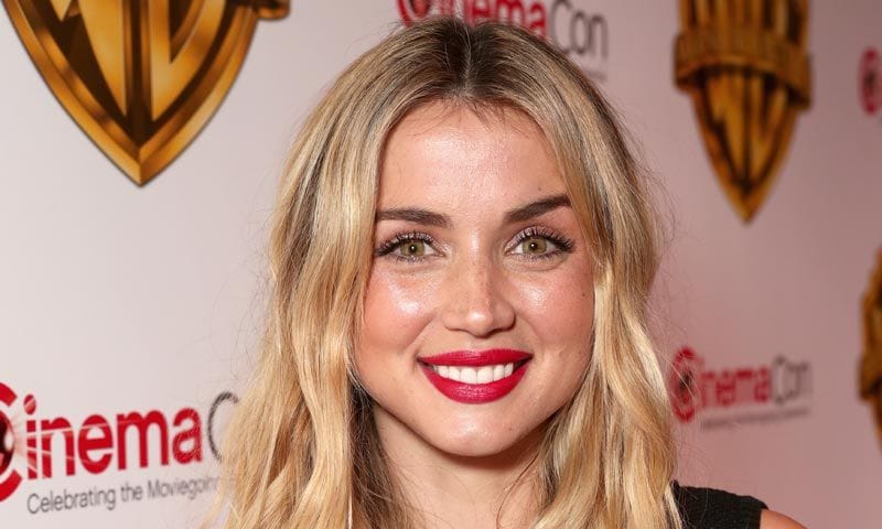 ana-de-armas-sonrisa