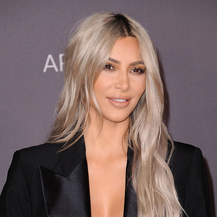 El cosmético con el que Kim Kardashian evita que se cuartee la barra de labios