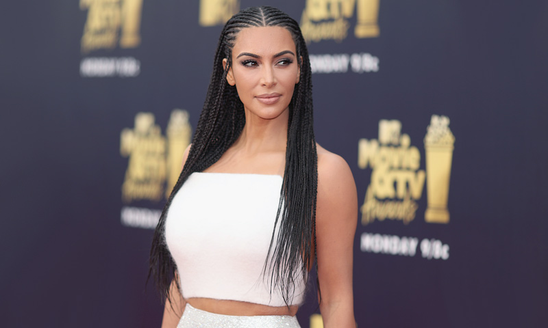 Kim Kardashian y sus trenzas afro, a examen