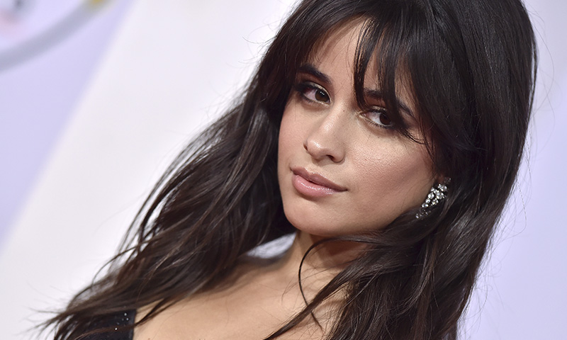 camila-cabello-penelope-cruz