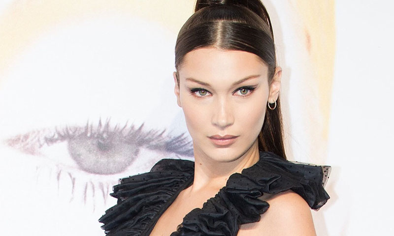 bella hadid eyeliner doble