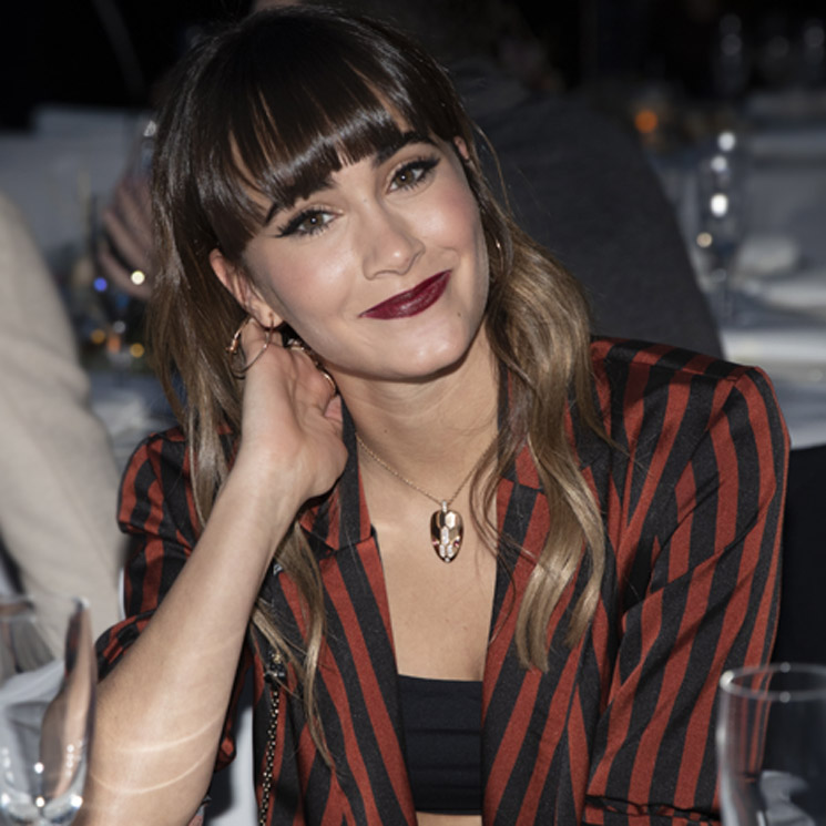 Hay vida más allá del labial rojo: Aitana propone la alternativa perfecta para Navidad