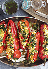 Pimientos rellenos de lentejas y espinacas